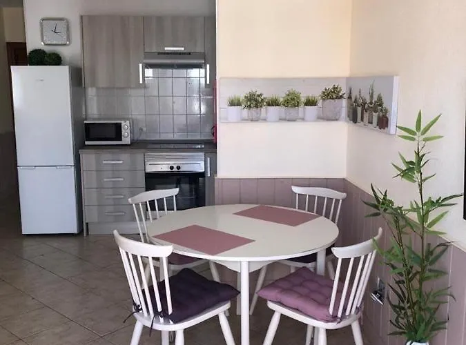 Tenerife With Impressive Pool 136 Costa del Silencio